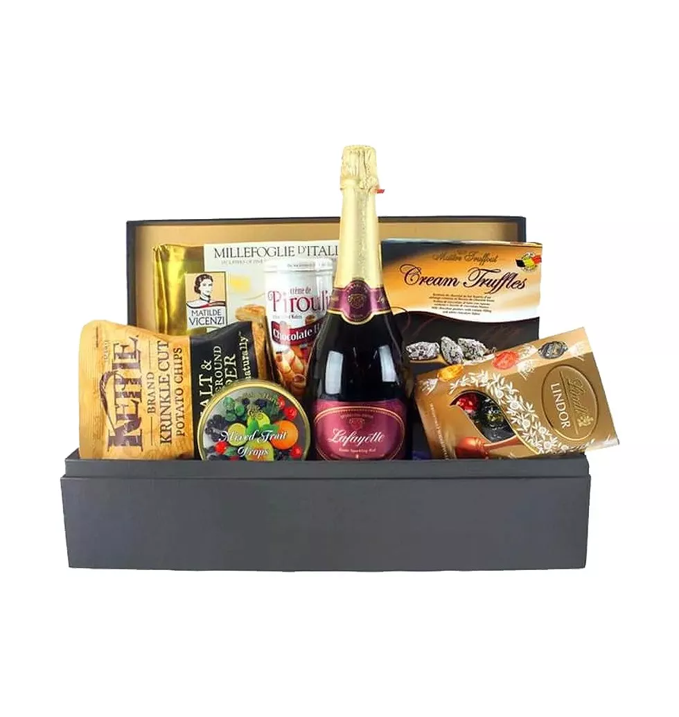 A fine dining hamper