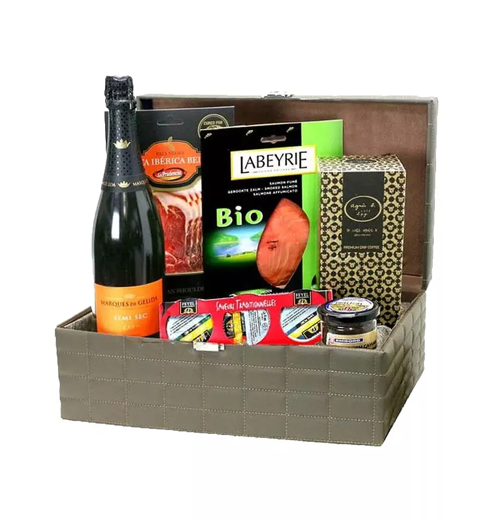 Amazing food gift basket