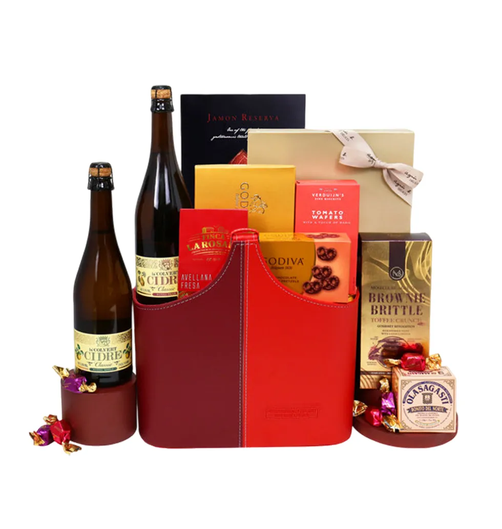 Exquisite Hamper of Gourmet Delights
