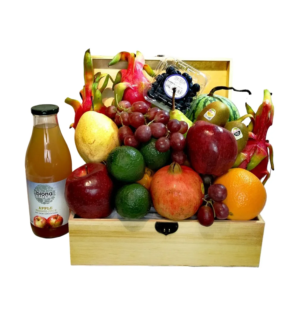 Organic Juice and Seasonal Harvest